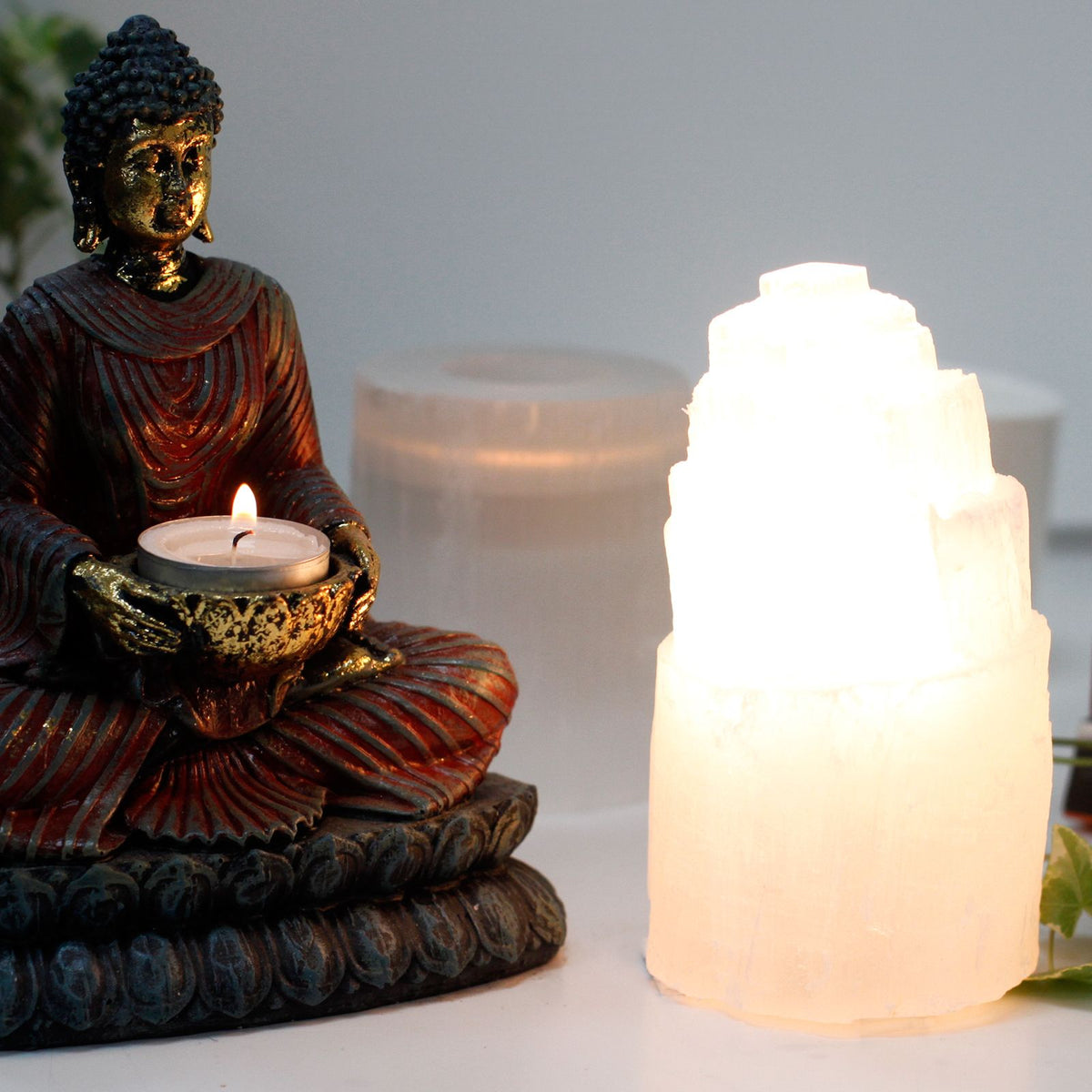 Natural Selenite Tower Lamp – 15 cm close-up, NooEdge UK