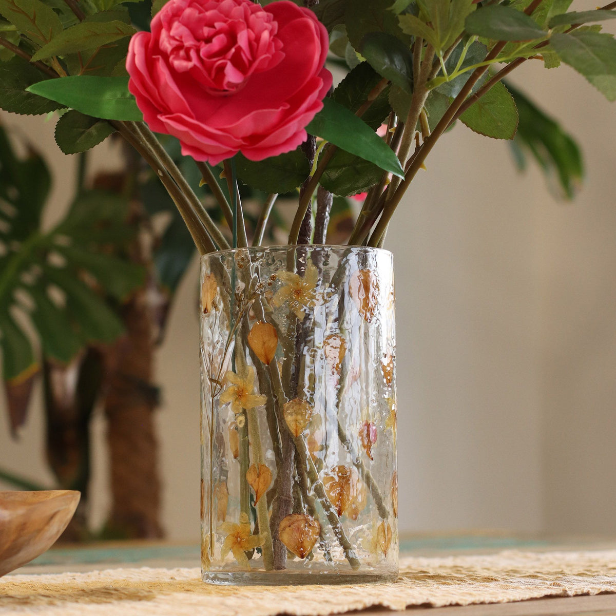 Natural Floral Glass – Tall Vase Candle Holder Rose (19x11cm) detail, NooEdge UK