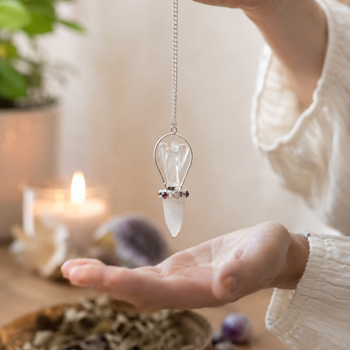 Two Piece Spinning Crystal Pendulum – alternate angle, NooEdge UK