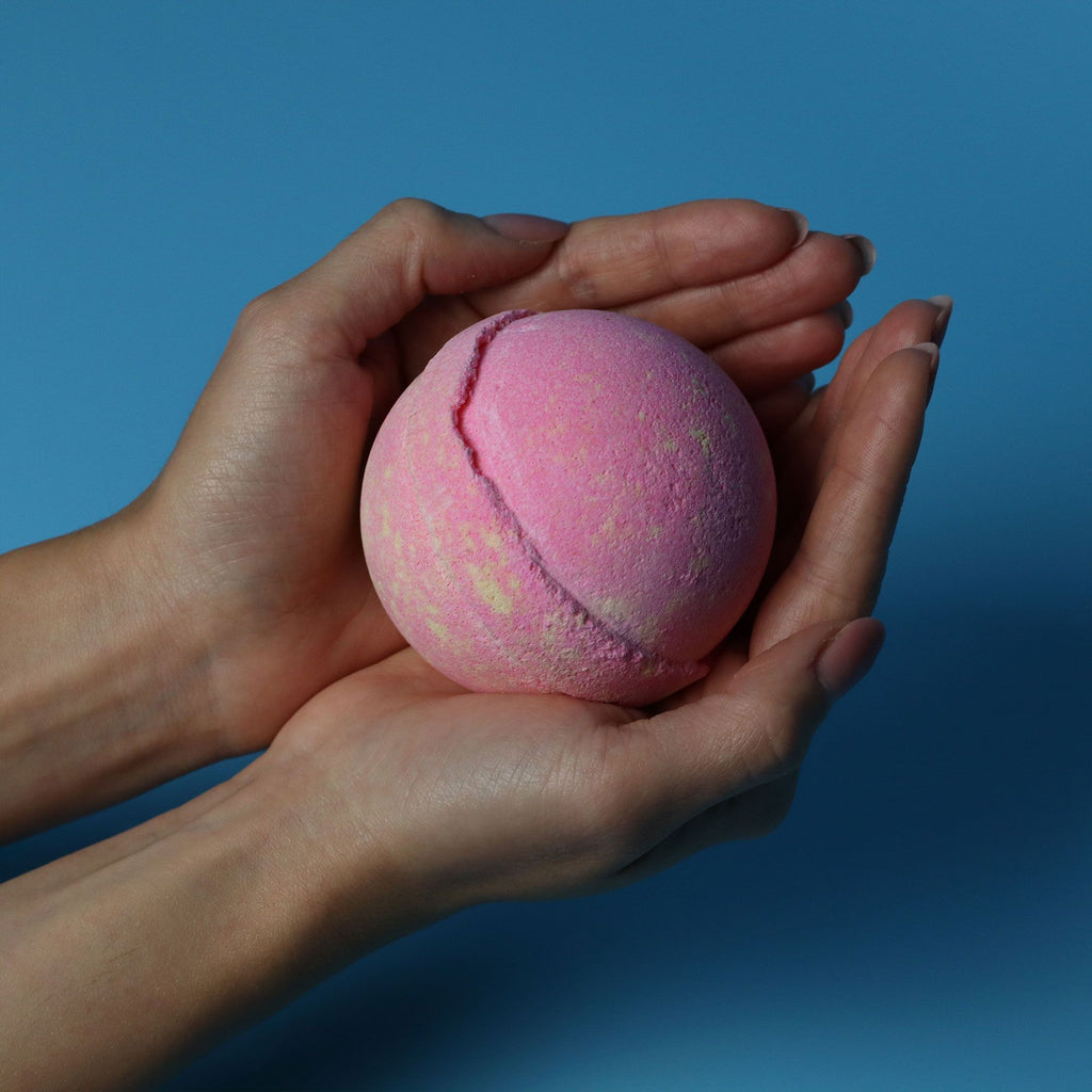 Set of 3 Bath Bombs – front view, NooEdge UK