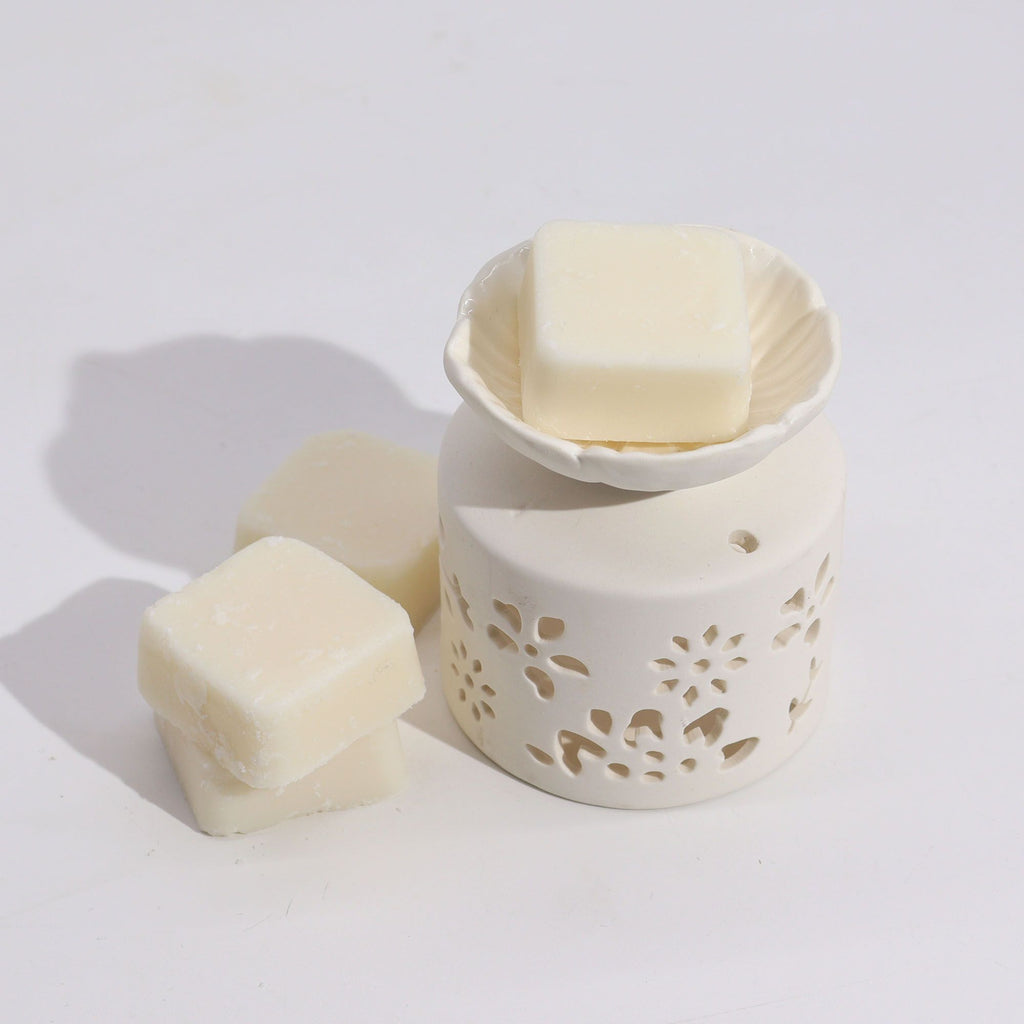 Agnes + Cat Fragrance Gift Set – Tea & Roses alternate view, NooEdge UK