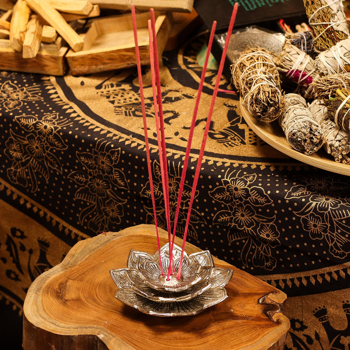 Tri – Flower Lotus Flower Incense Holder detail, NooEdge UK