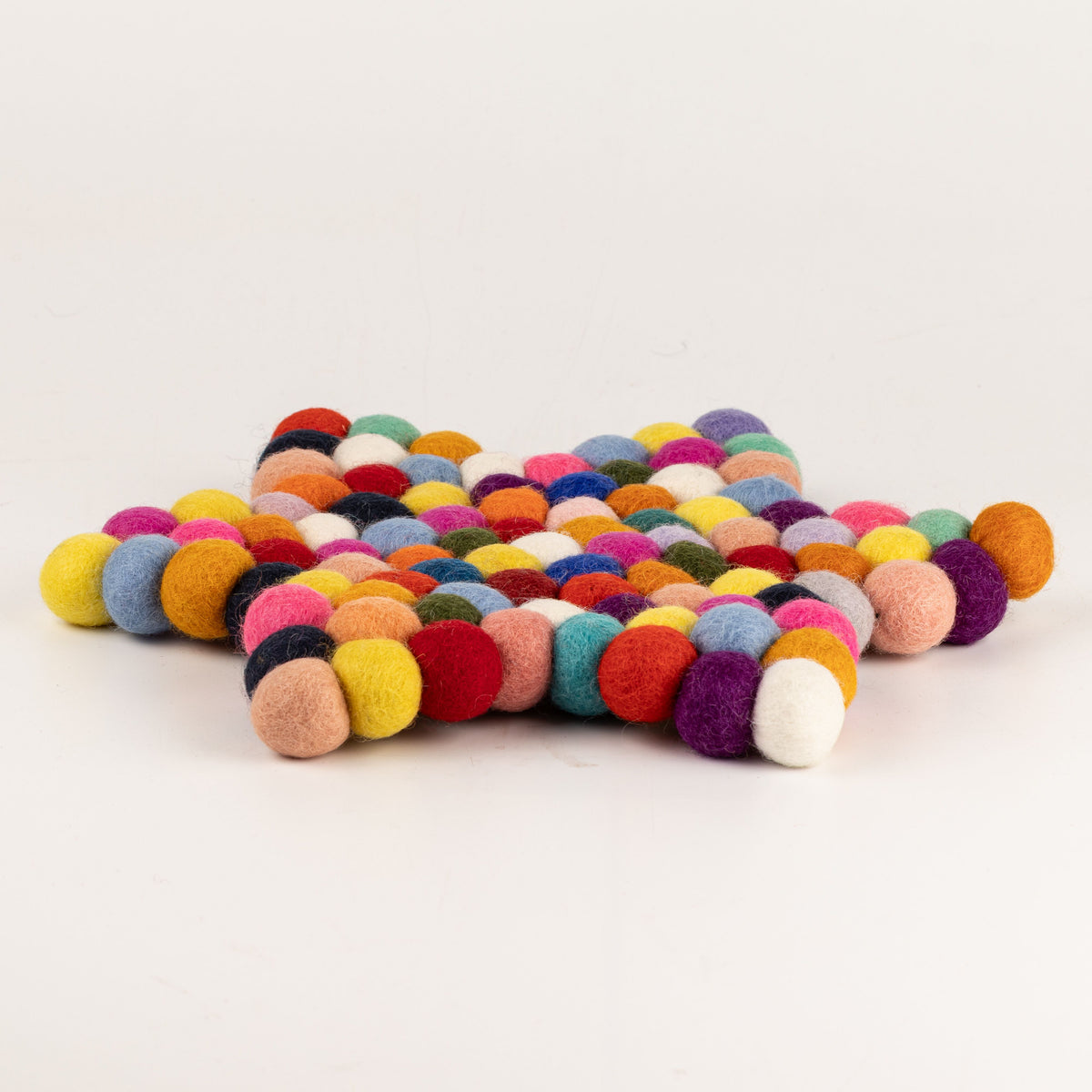 Felt Ball Star Centre Mat – front view, NooEdge UK