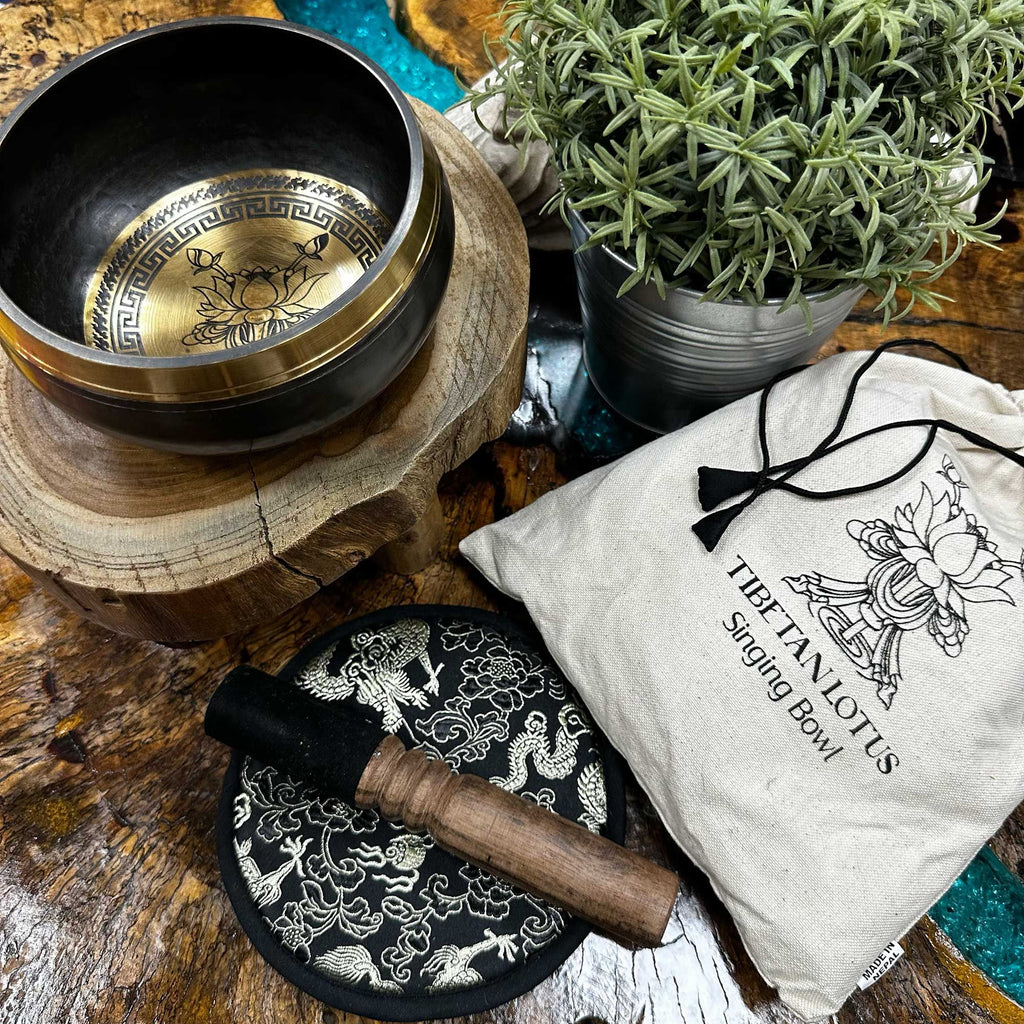 Hand Beaten & Engraved Singing Bowl Gift Set – 14cm Lotus Flower close-up, NooEdge UK