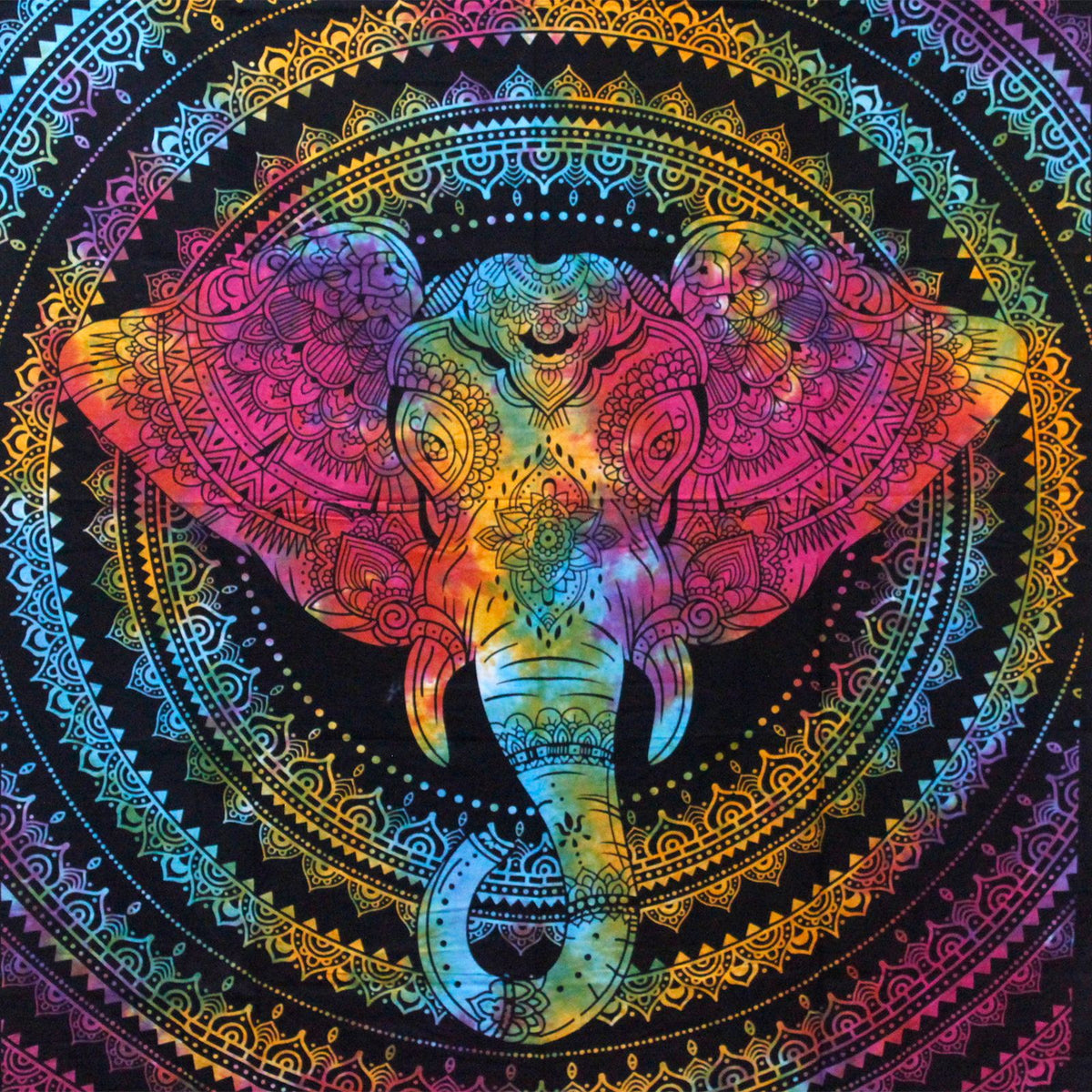 Double Cotton Bedspread + Wall Hanging – Elephant Head, NooEdge UK